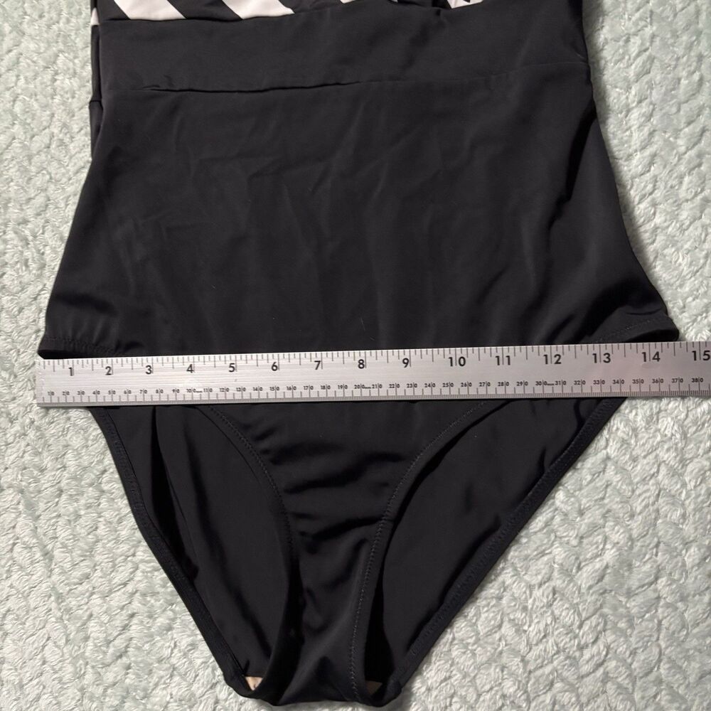 Pour Moi Womens 8 One Piece Swimsuit Black White Stripe V-Neck Tummy Control 12 - Picture 6 of 11